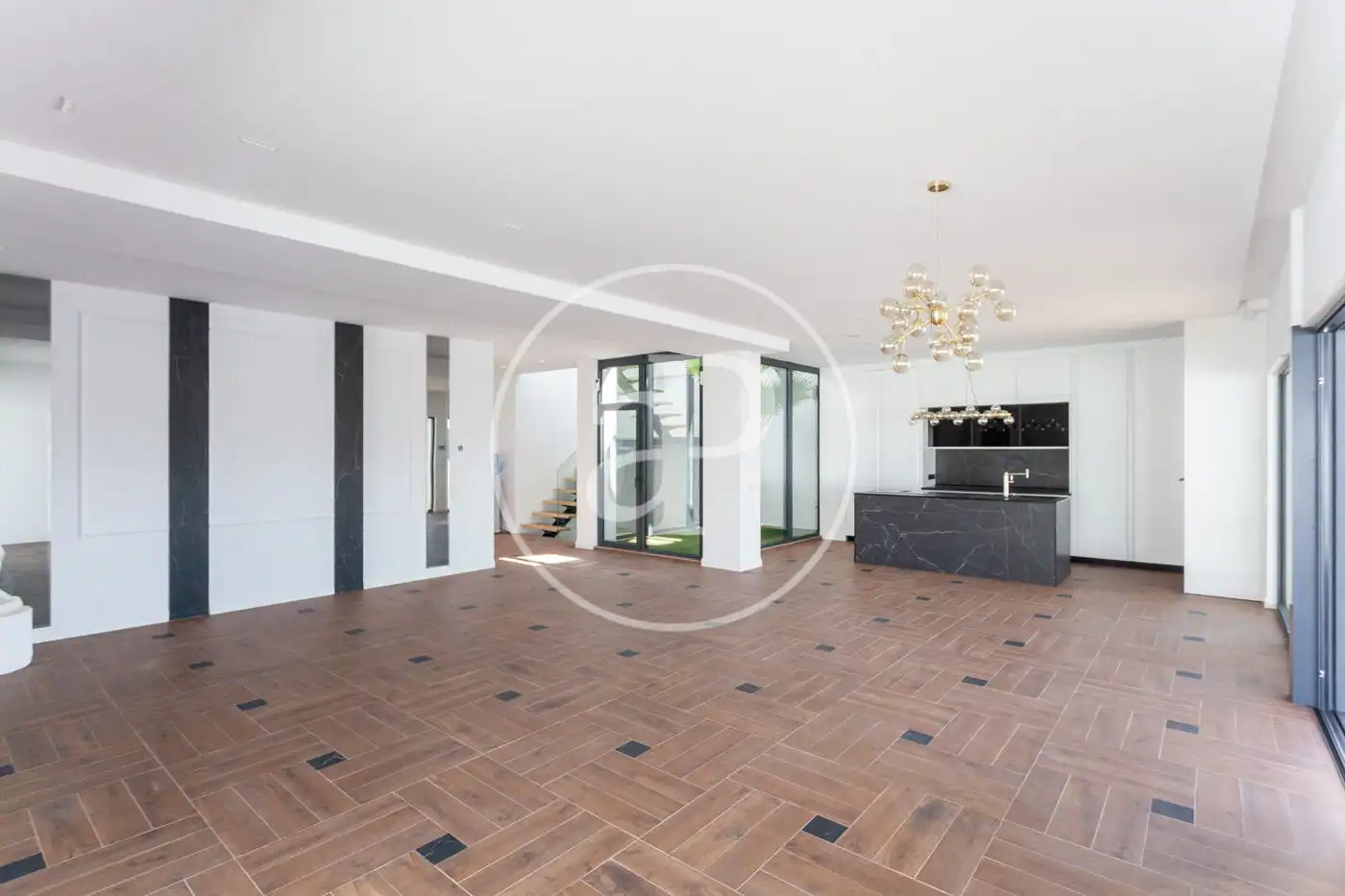 Casa aparellada amb piscina en venda a C. Tallín, imagen 8