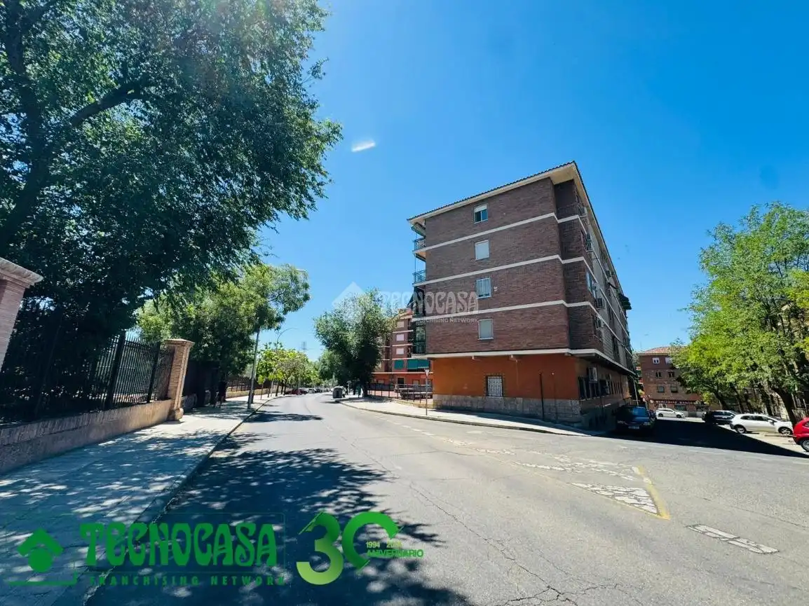 Exterior view of Flat for sale in Toledo  with Balcony