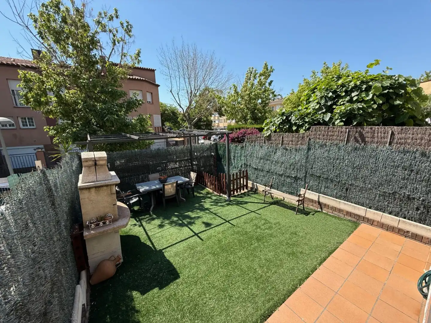 Terrassa de Casa adosada en venda en Barberà del Vallès amb Aire condicionat, Calefacció i Jardí privat