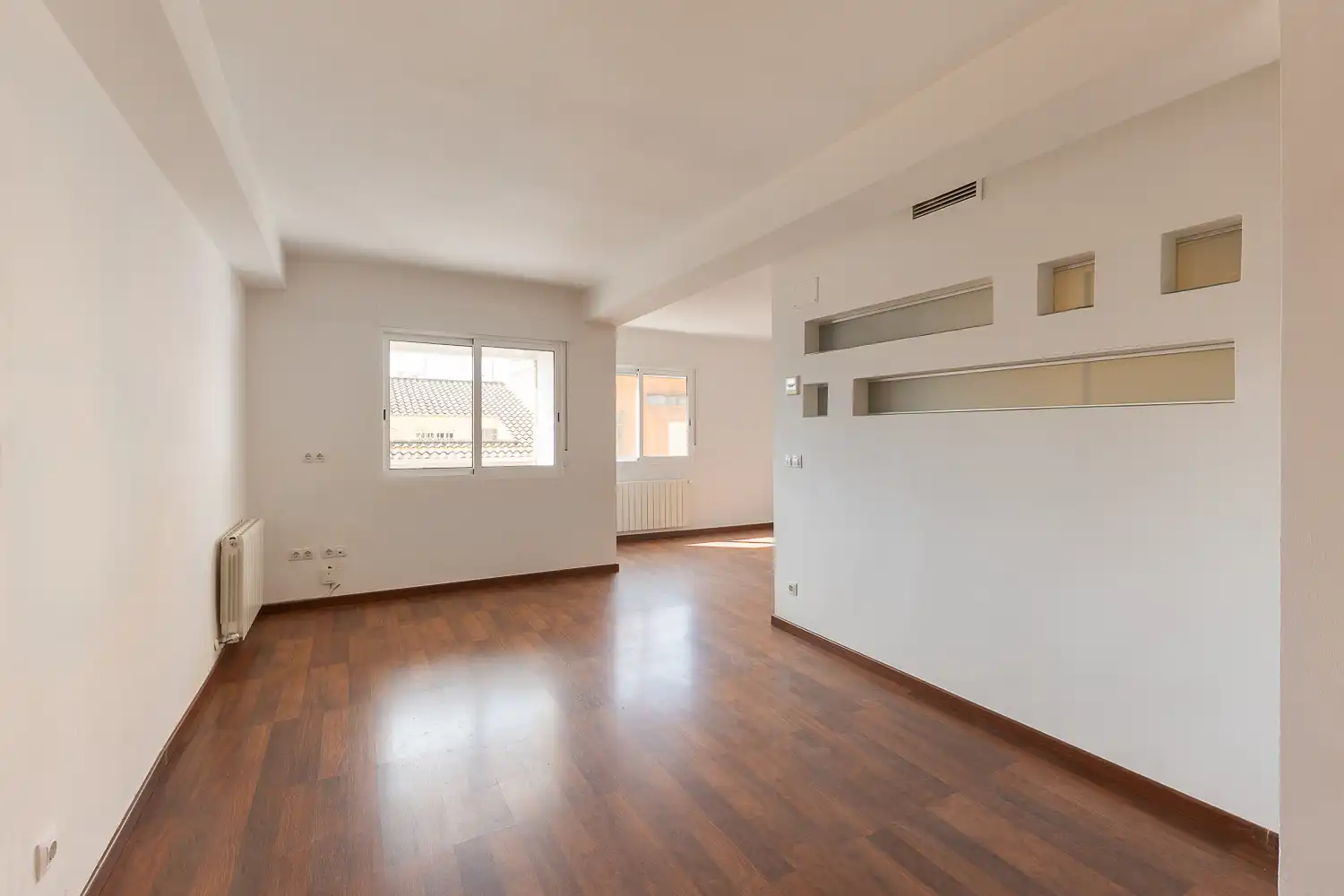 Living room of Flat for rent in Valencia  with Air Conditioner, Heating and Parquet flooring
