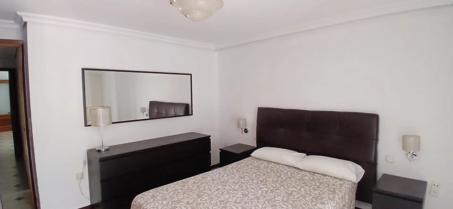 Bedroom of Flat for rent in Sevilla  with Air Conditioner, Furnished and Oven