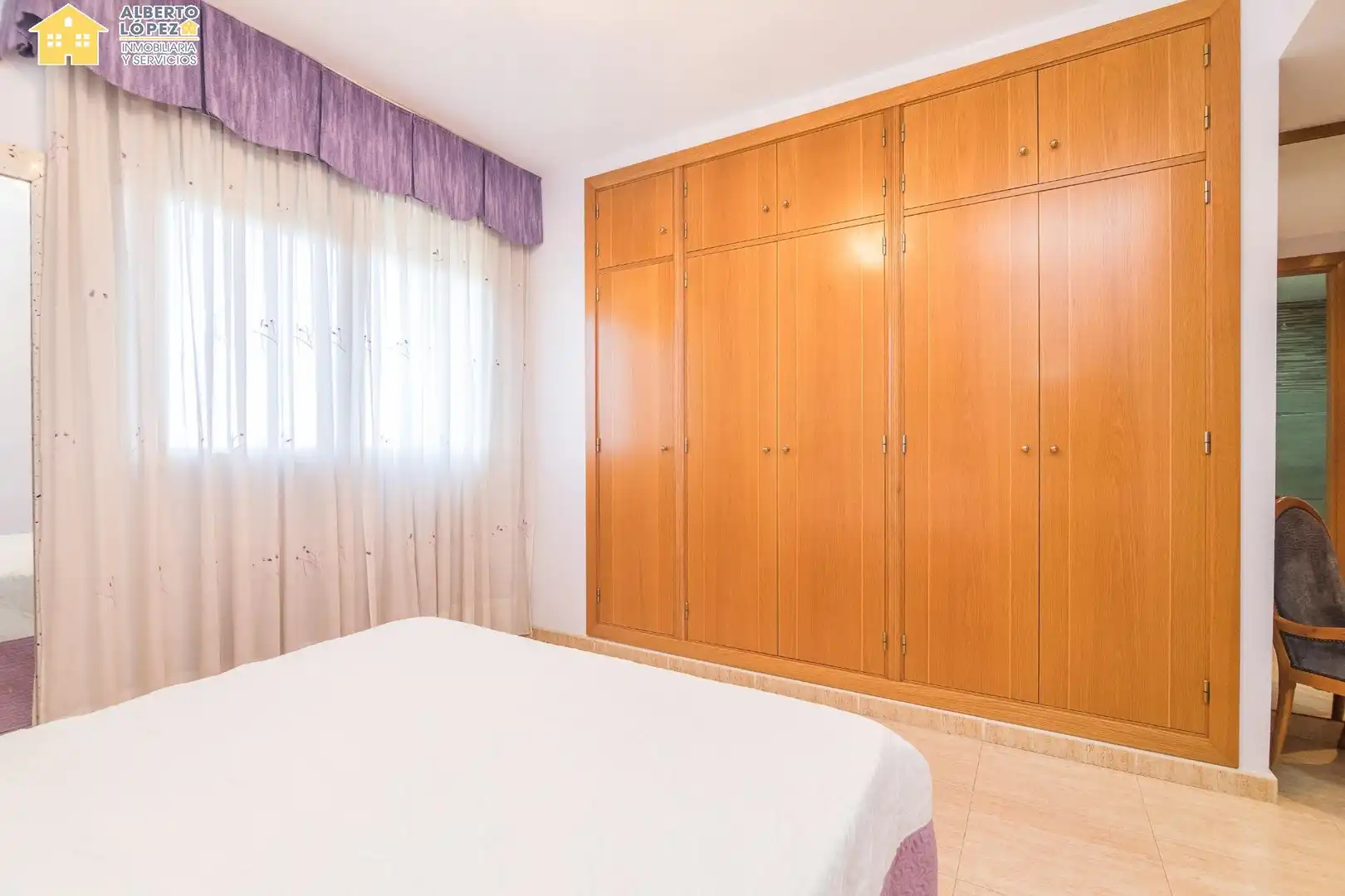 Habitación de Apartamento en venta en Alicante / Alacant con Aire acondicionado, Calefacción y Piscina comunitaria