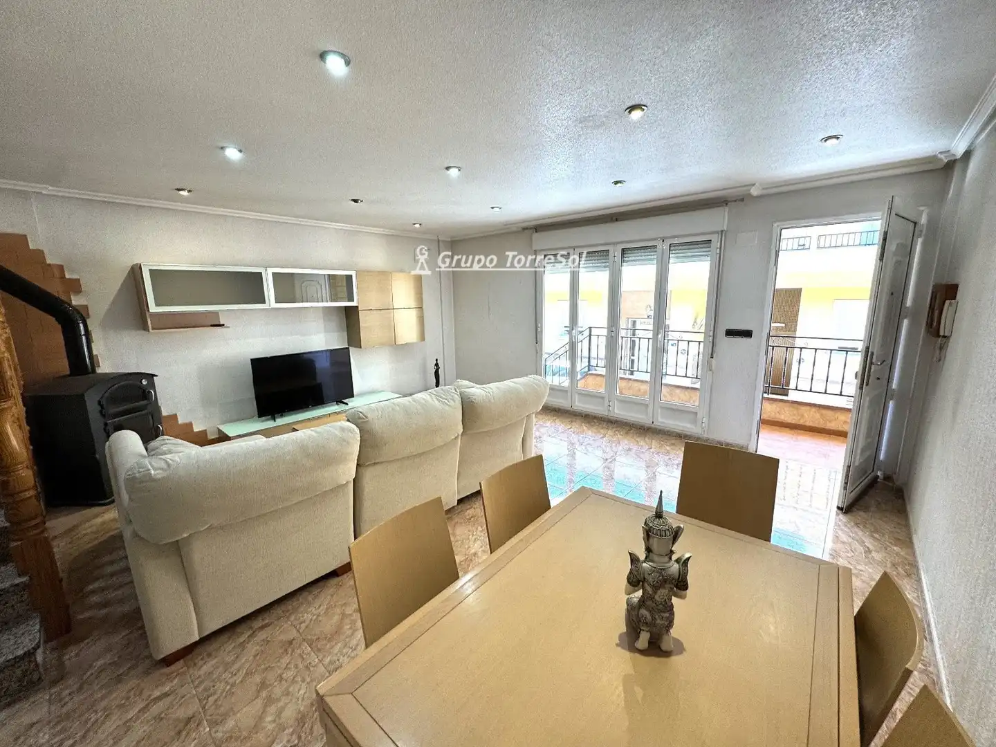 Casa adosada en venta en Catral