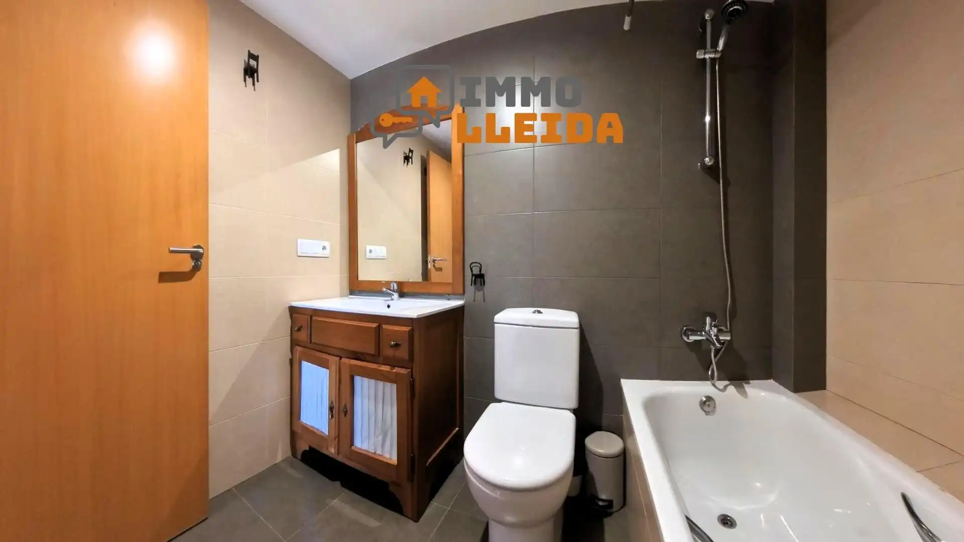 Vista exterior de Dúplex en venda en Os de Balaguer amb Calefacció, Terrassa i Traster
