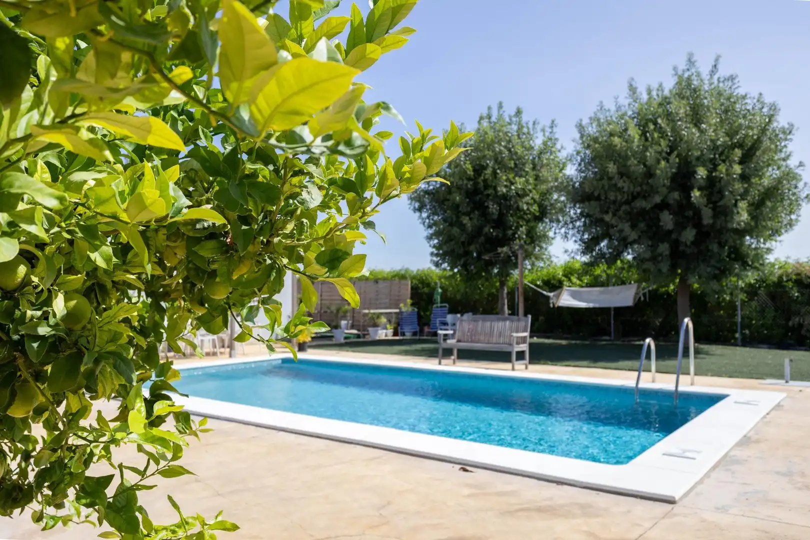 Chalet con piscina en venta en Santiago - Coronación