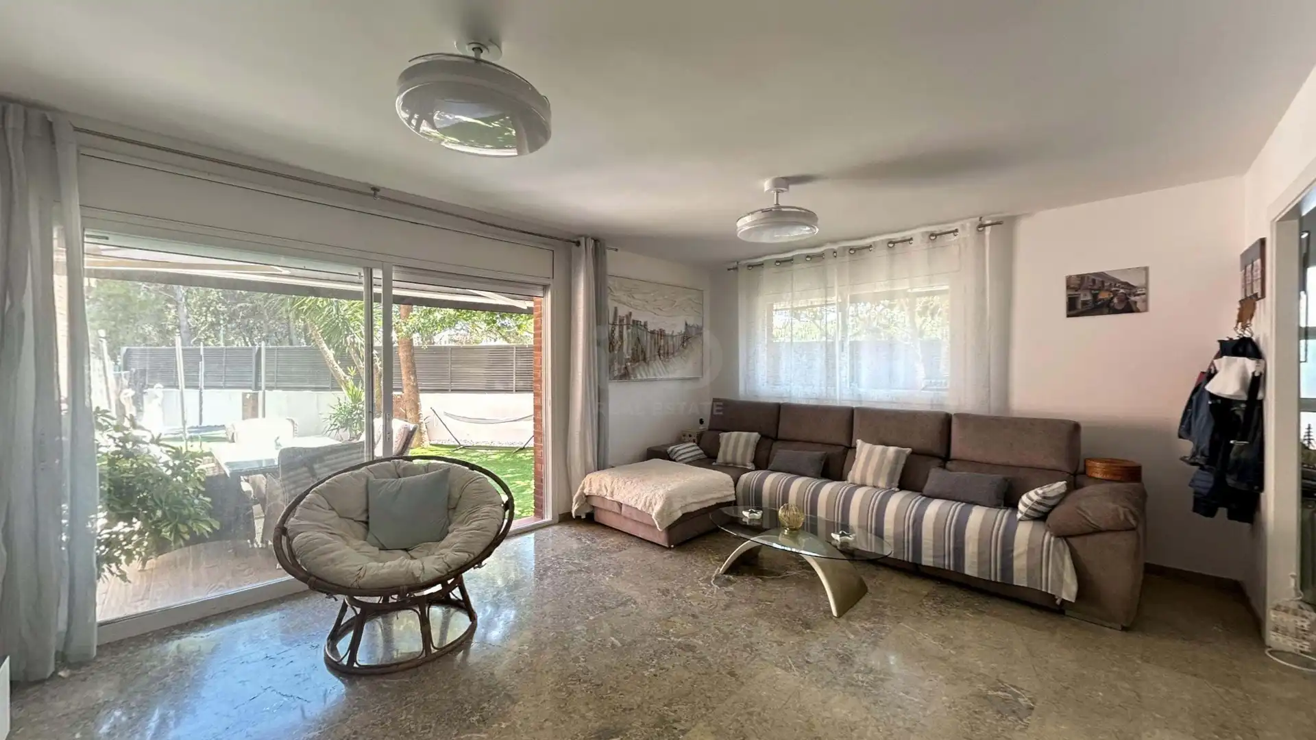 Living room of Houses for sale in Cambrils  with Air Conditioner, Heating and Swimming Pool