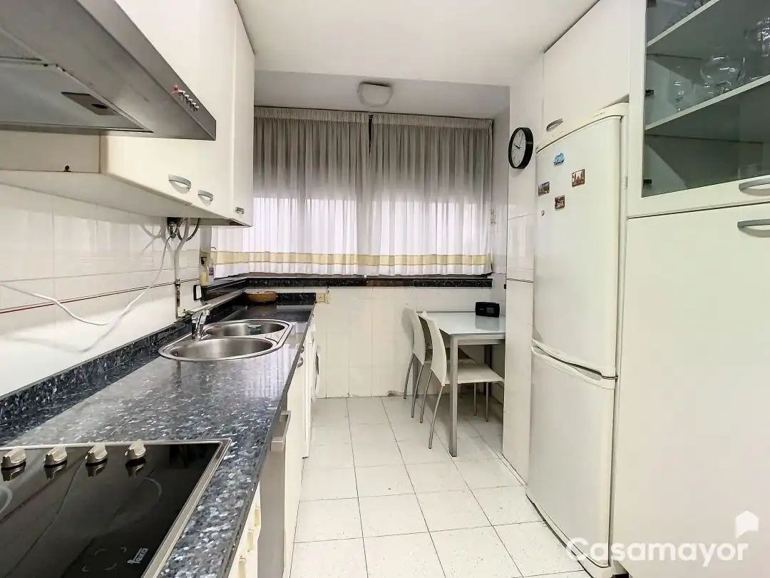 Cocina de Piso de alquiler en Alicante / Alacant con Aire acondicionado y Calefacción