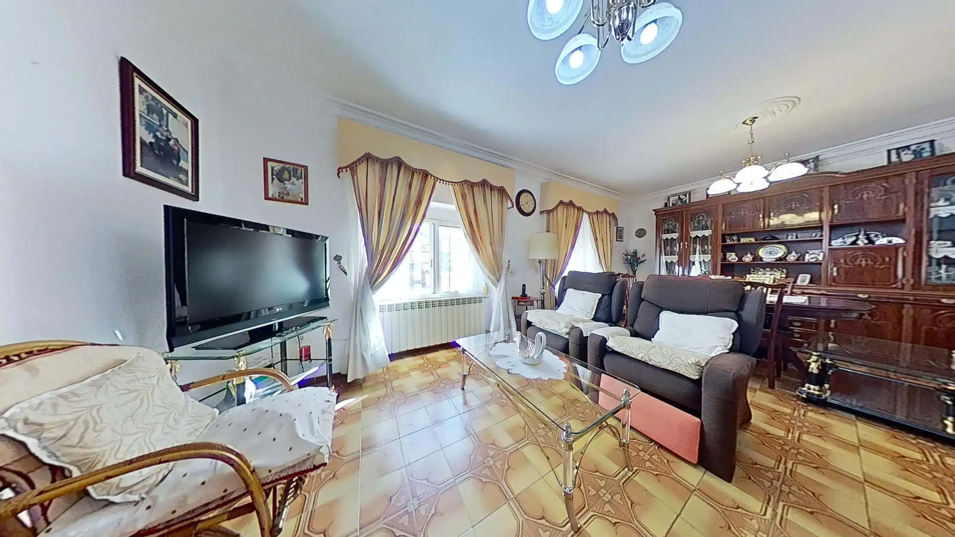 Sala d'estar de Edifici en venda en Ruidera