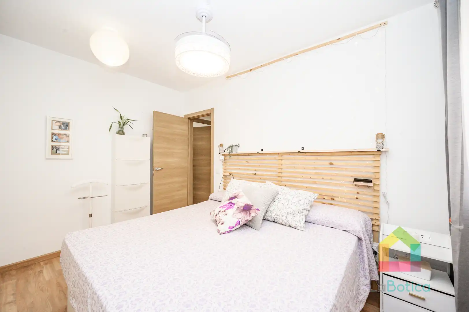 Bedroom of Flat for sale in Gerindote  with Air Conditioner, Heating and Oven