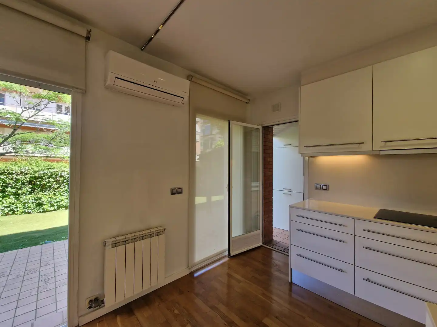 Kitchen of Ground floor for sale in Girona  with Air Conditioner, Heating and Terrace