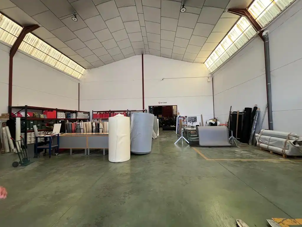 Industriegebäude zum Verkauf in Pedanías - Extrarradio, imagen 11