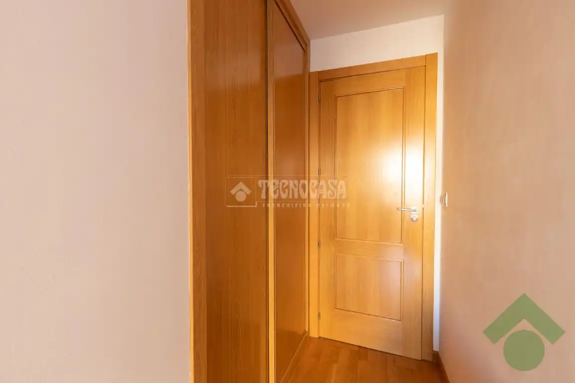 Piso en venta en Granada con Aire acondicionado, Calefacción y Piscina comunitaria