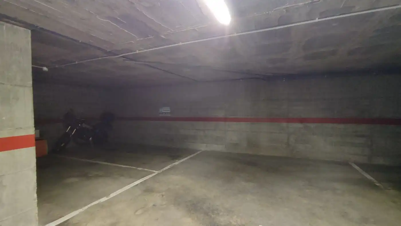 Einzelparkplatz zum Verkauf in Santa Coloma de Farners, imagen 3
