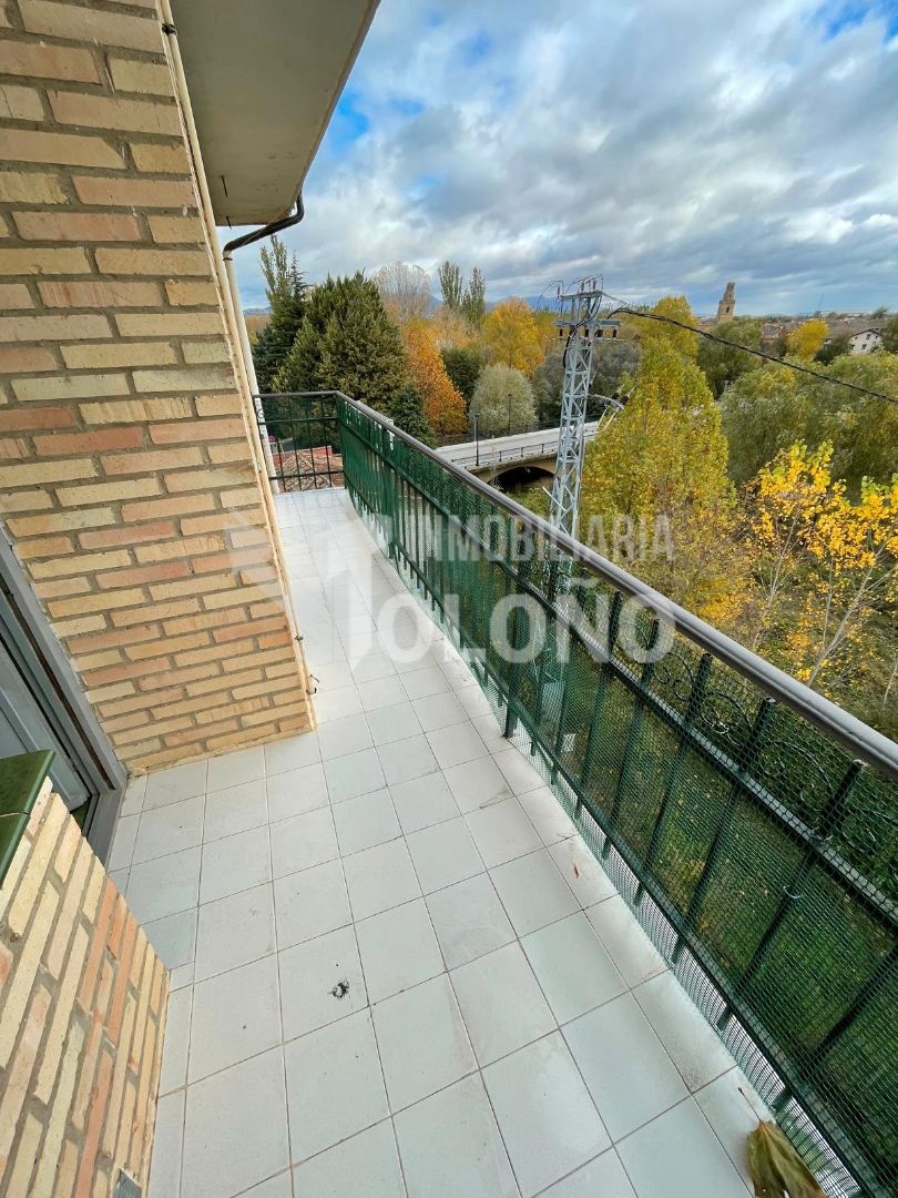 Balcony of Flat for sale in Anguciana  with Terrace, Furnished and Oven