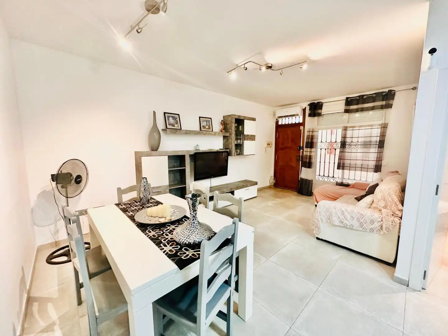 Vista exterior de Piso en venta en Torremolinos