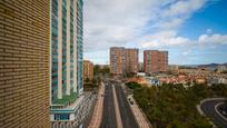 Vista exterior de Pis en venda en Las Palmas de Gran Canaria amb Traster i Moblat