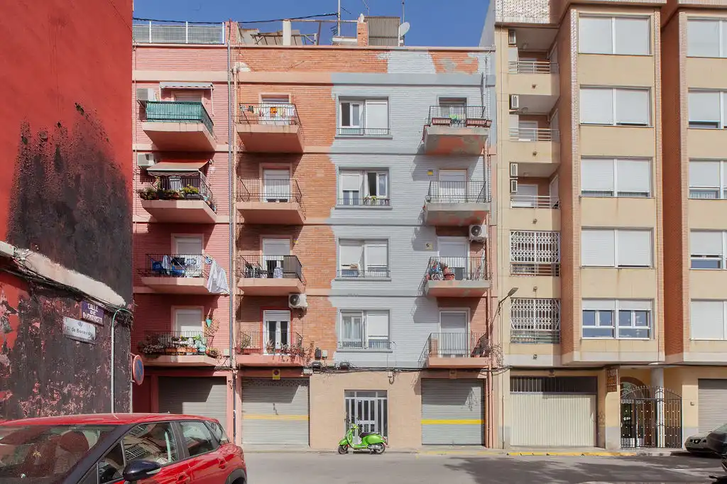 Vista exterior de Pis en venda en Xirivella