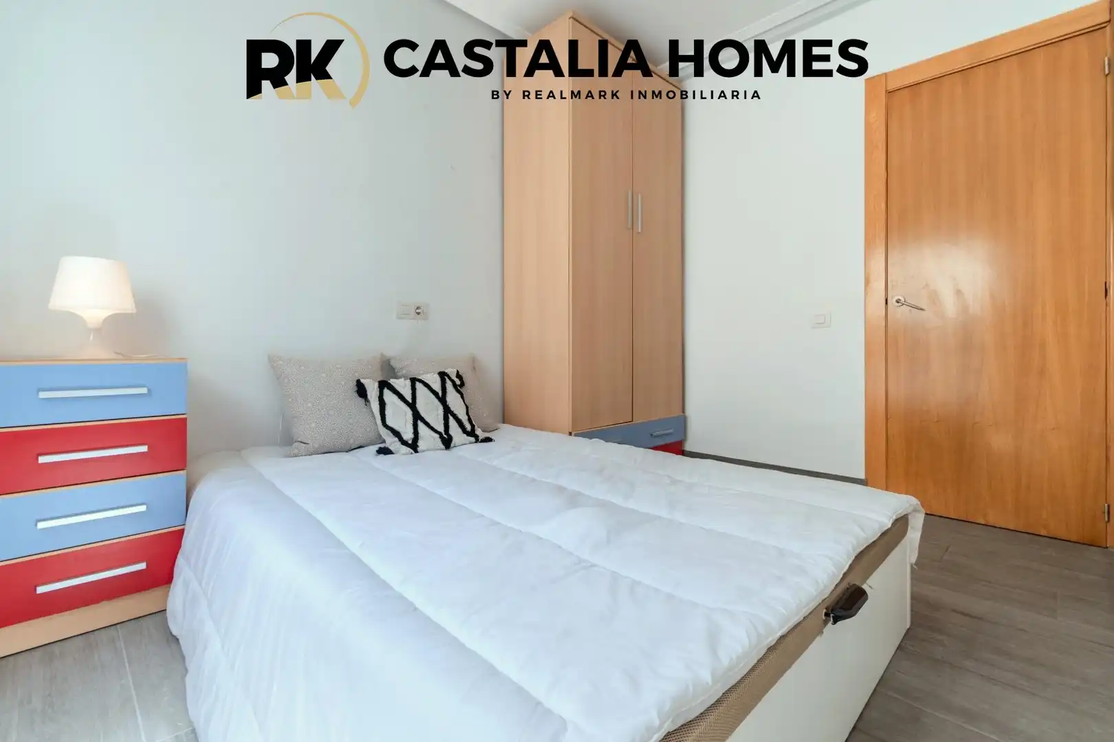 Habitación de Ático en venta en Burriana / Borriana con Calefacción, Terraza y Horno