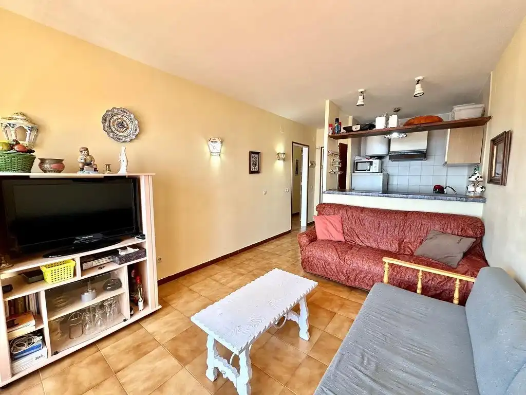 Wohnzimmer von Einfamilien-Reihenhaus zum Verkauf in Roses