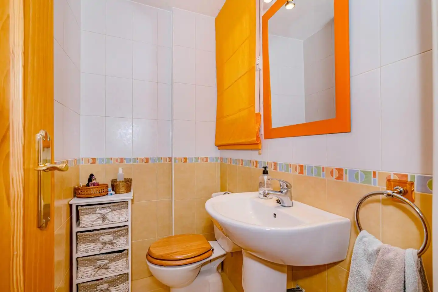 Bathroom of Houses for sale in Cijuela  with Heating, Private garden and Terrace