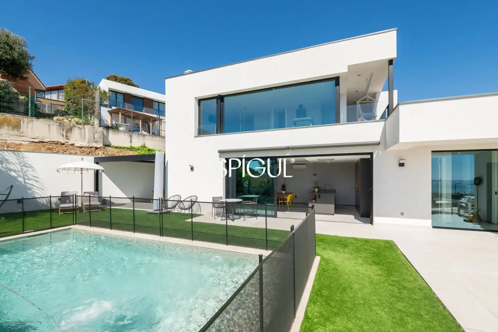Vista exterior de Casa o xalet en venda en Santa Susanna amb Calefacció, Jardí privat i Terrassa