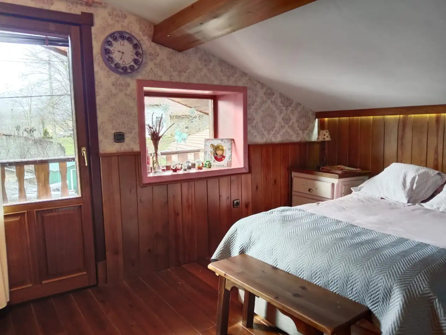 Habitación de Casa o chalet en venta en Hermandad de Campoo de Suso con Terraza, Piscina y Amueblado