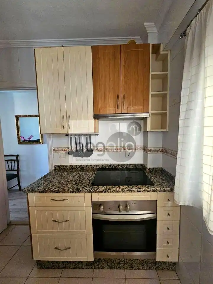 Kitchen of Flat for rent in Sevilla  with Air Conditioner, Terrace and Furnished