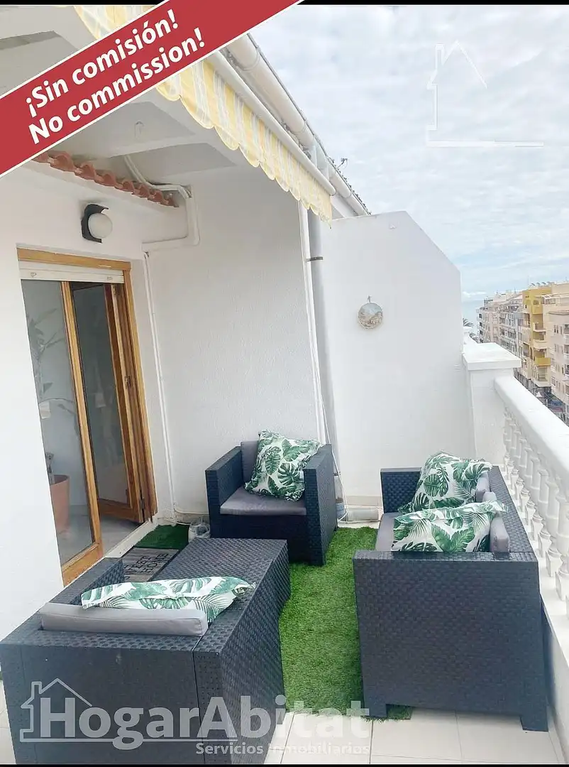 Àtic amb piscina en venda a Avenida Habaneras de las