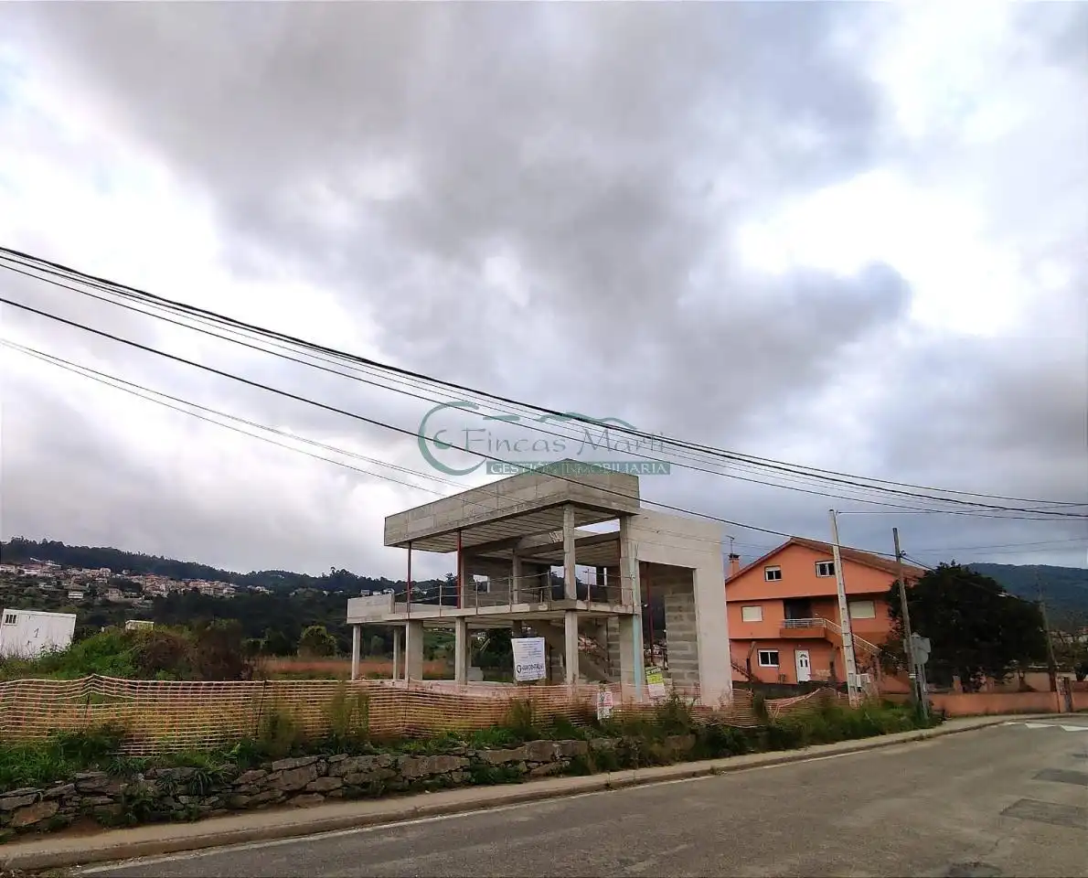 Casa o chalet en venta en Vigo  con Calefacción y Jardín privado