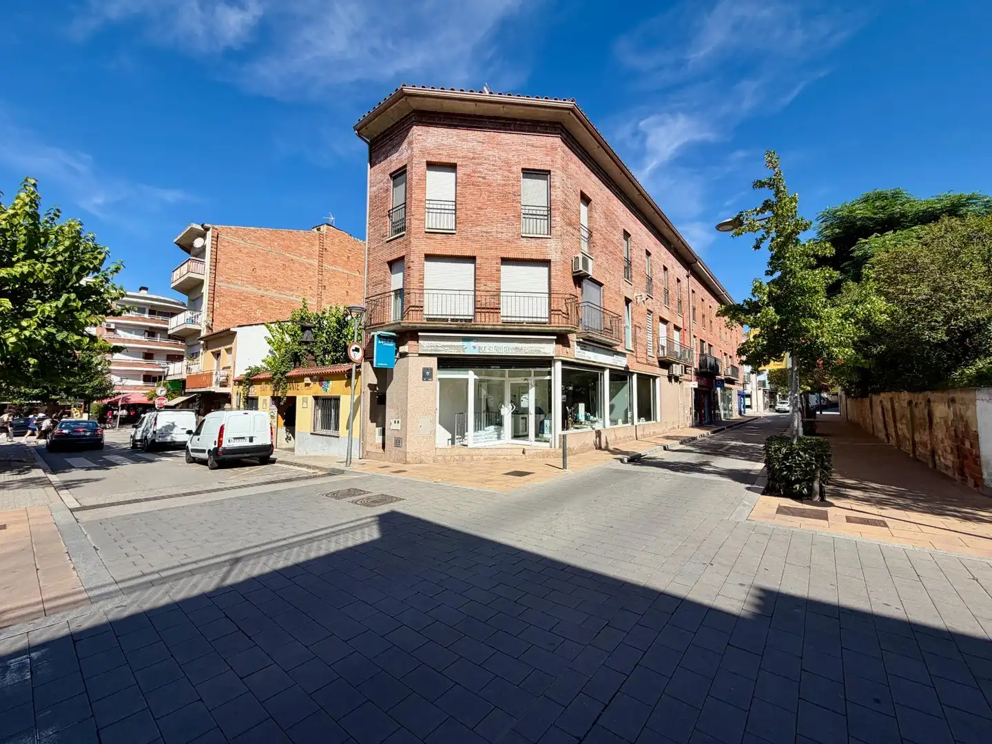 Local comercial en venda a Carrer CATALUNYA 44