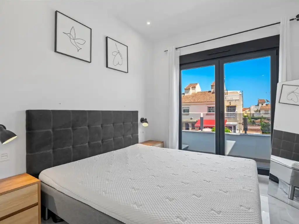 Casa con piscina en venta en Calle las Abubillas, imagen 11