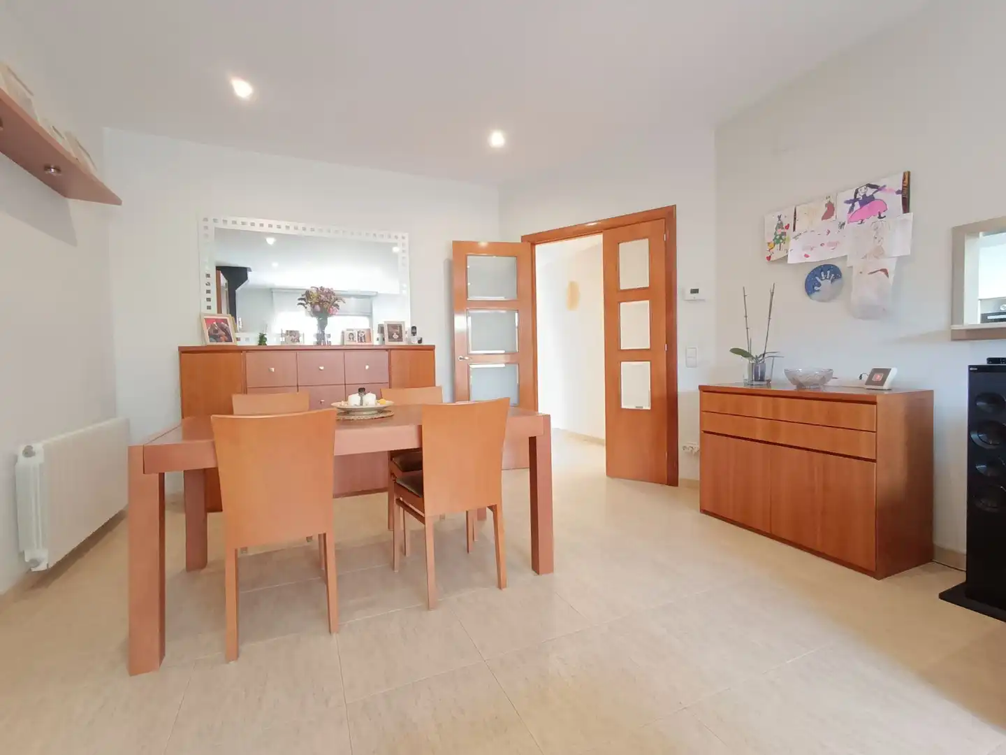 Comedor de Casa o chalet en venta en Badalona con Aire acondicionado, Calefacción y Jardín privado