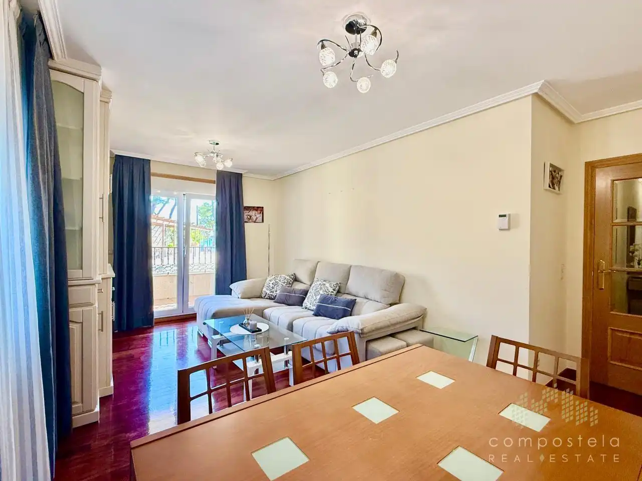 Wohnzimmer von Wohnung zur Miete in Vilagarcía de Arousa mit Heizung, Parkett und Terrasse