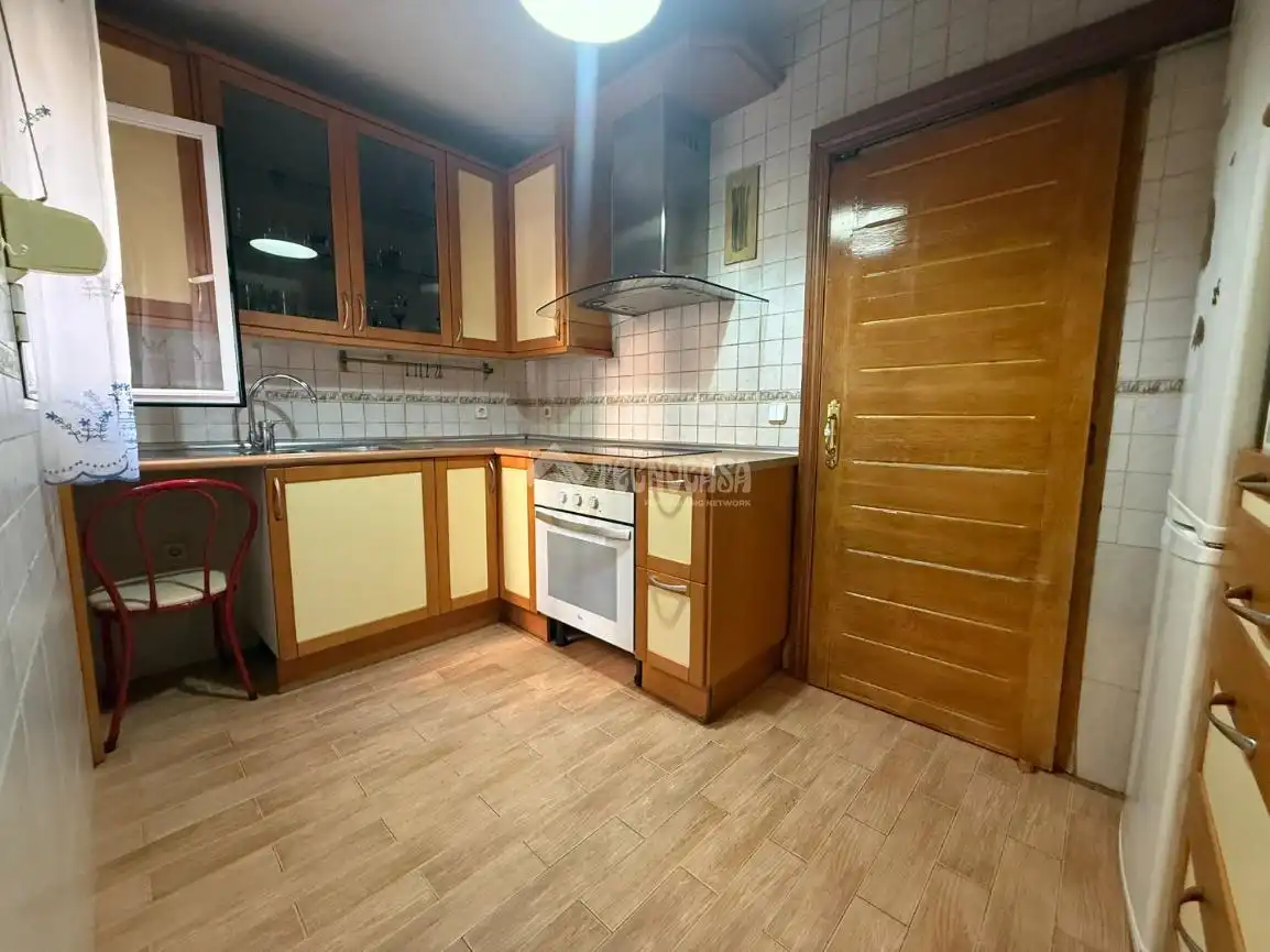 Kitchen of Flat for sale in Alcalá de Henares  with Heating