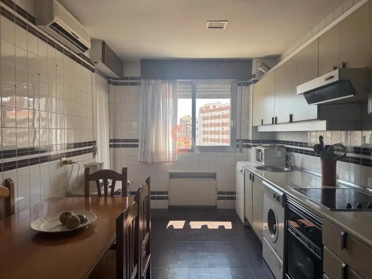Cuina de Pis en venda en Valladolid amb Aire condicionat, Calefacció i Terrassa