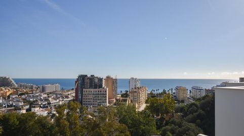 Foto 4 de Casa adosada de alquiler en Calle Firmamento, Cortijo Torrequebrada, Benalmádena