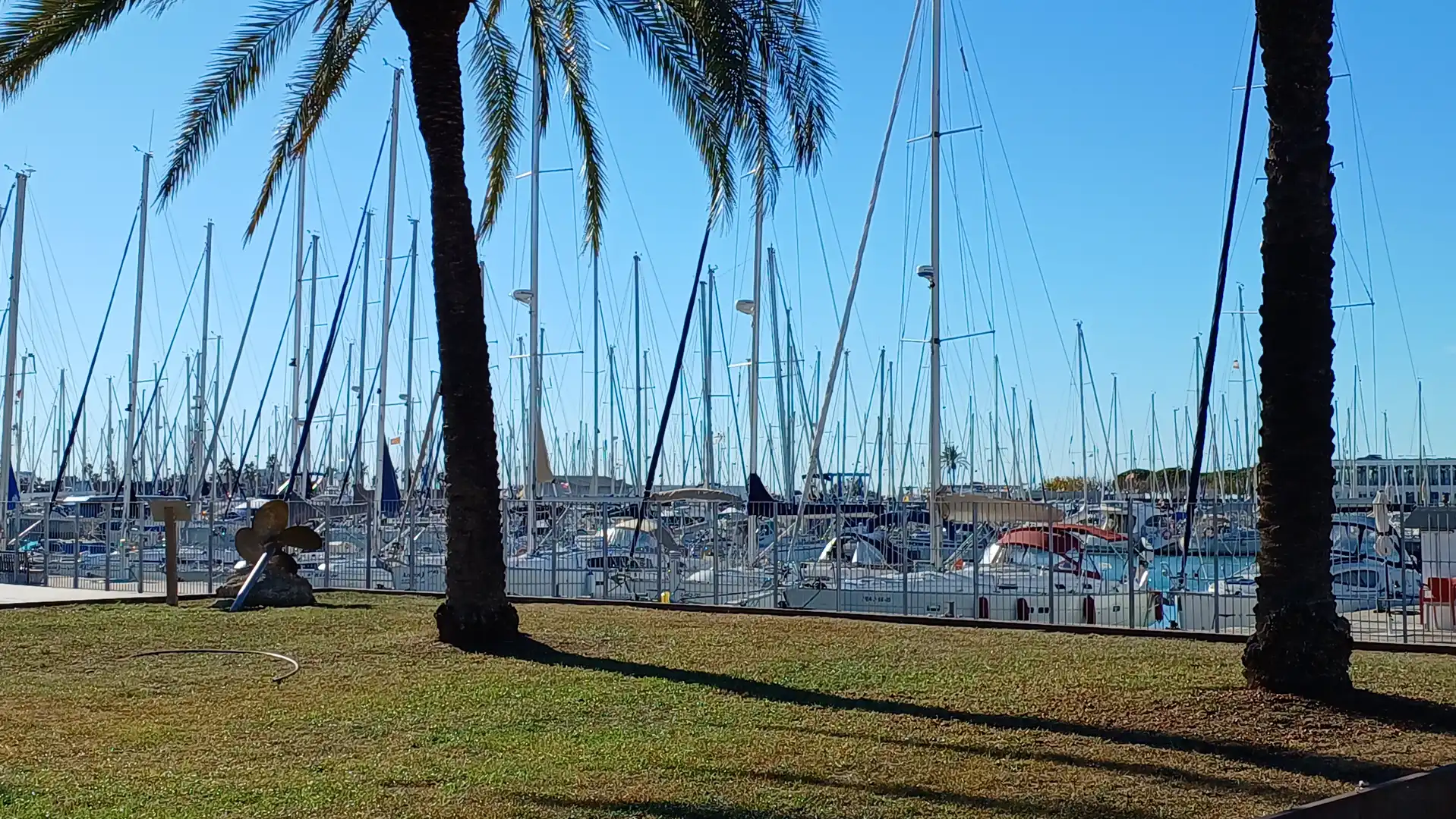 Buildings for sale in Barri del Mar