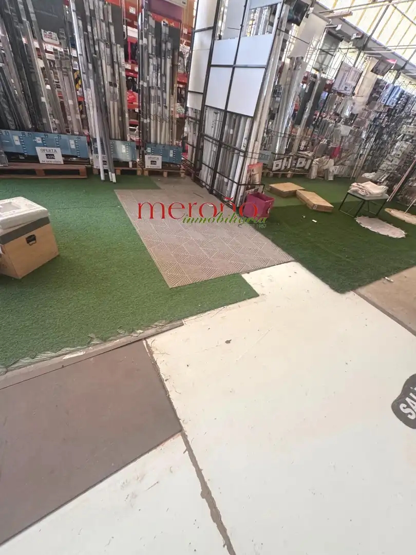 Industrial buildings for rent in Crevillent