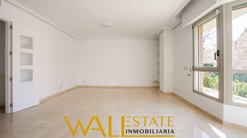 Photo 3 of Flat for sale in Conde Orgaz - Piovera, Madrid Capital