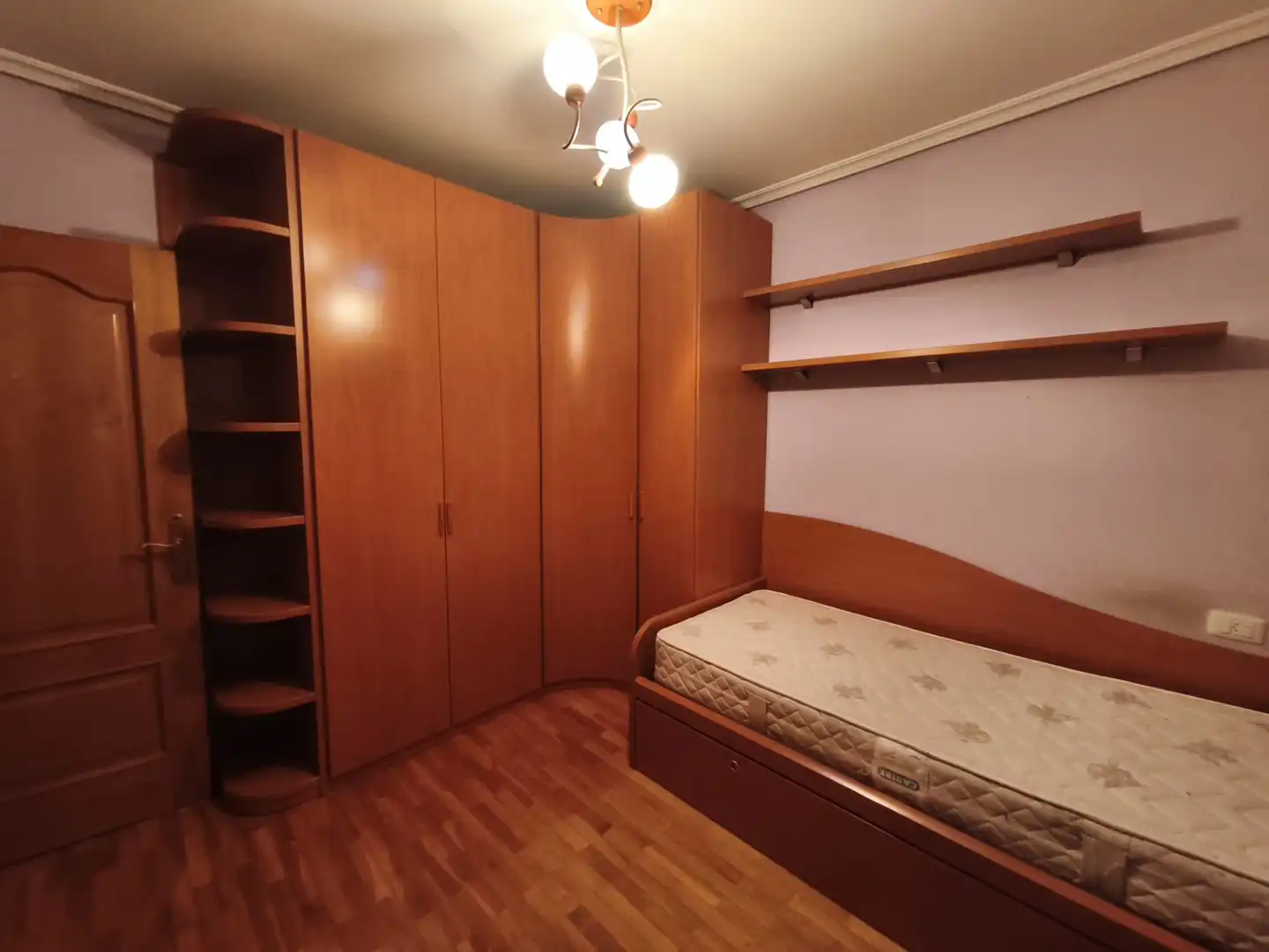 Habitación de Casa o chalet en venta en Barbadás con Calefacción, Jardín privado y Parquet