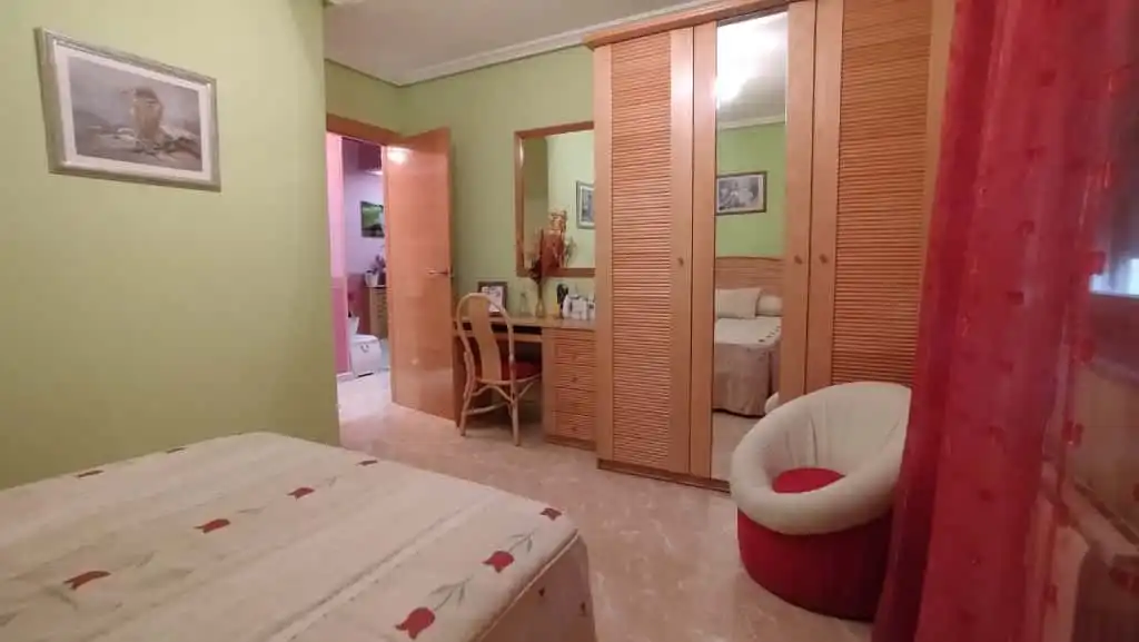 Dormitori de Casa o xalet en venda en Villamayor amb Calefacció, Jardí privat i Terrassa
