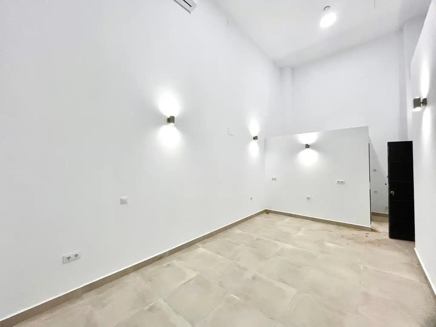 Local en venda a Calle Marco Aurelio , 10, Novo Sancti Petri