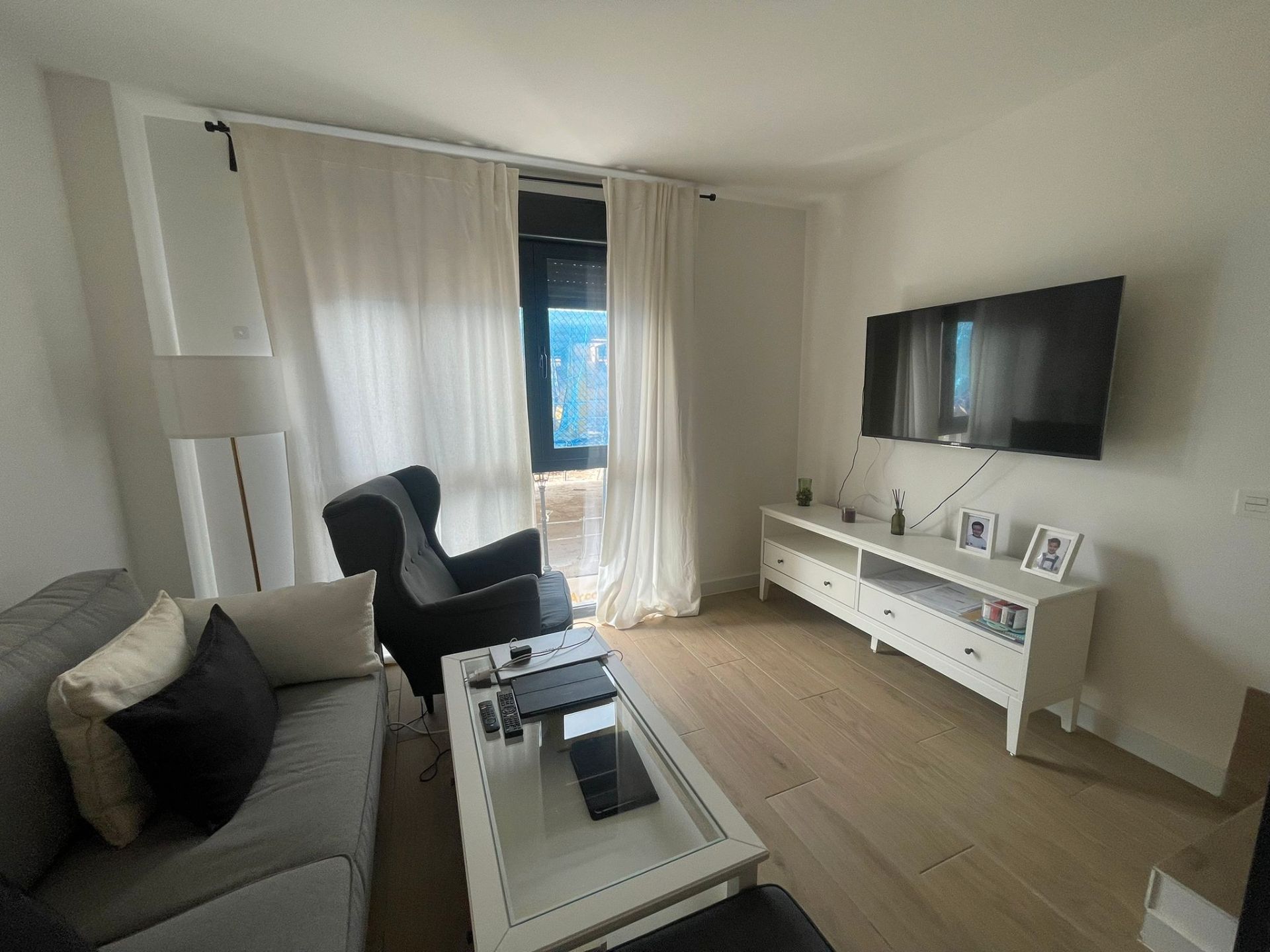 Sala d'estar de Pis de lloguer en Brunete amb Aire condicionat, Calefacció i Moblat