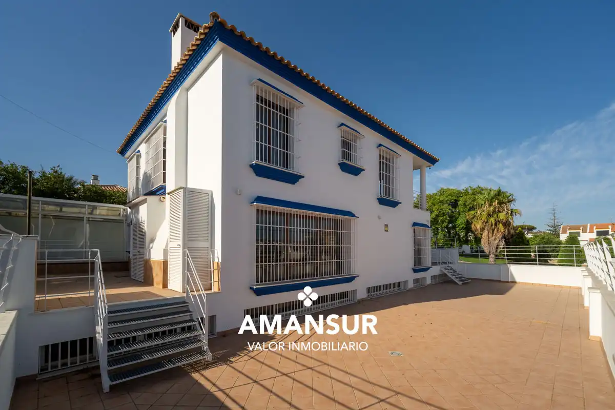 Exterior view of Houses for sale in Islantilla  with Terrace, Swimming Pool and Sauna