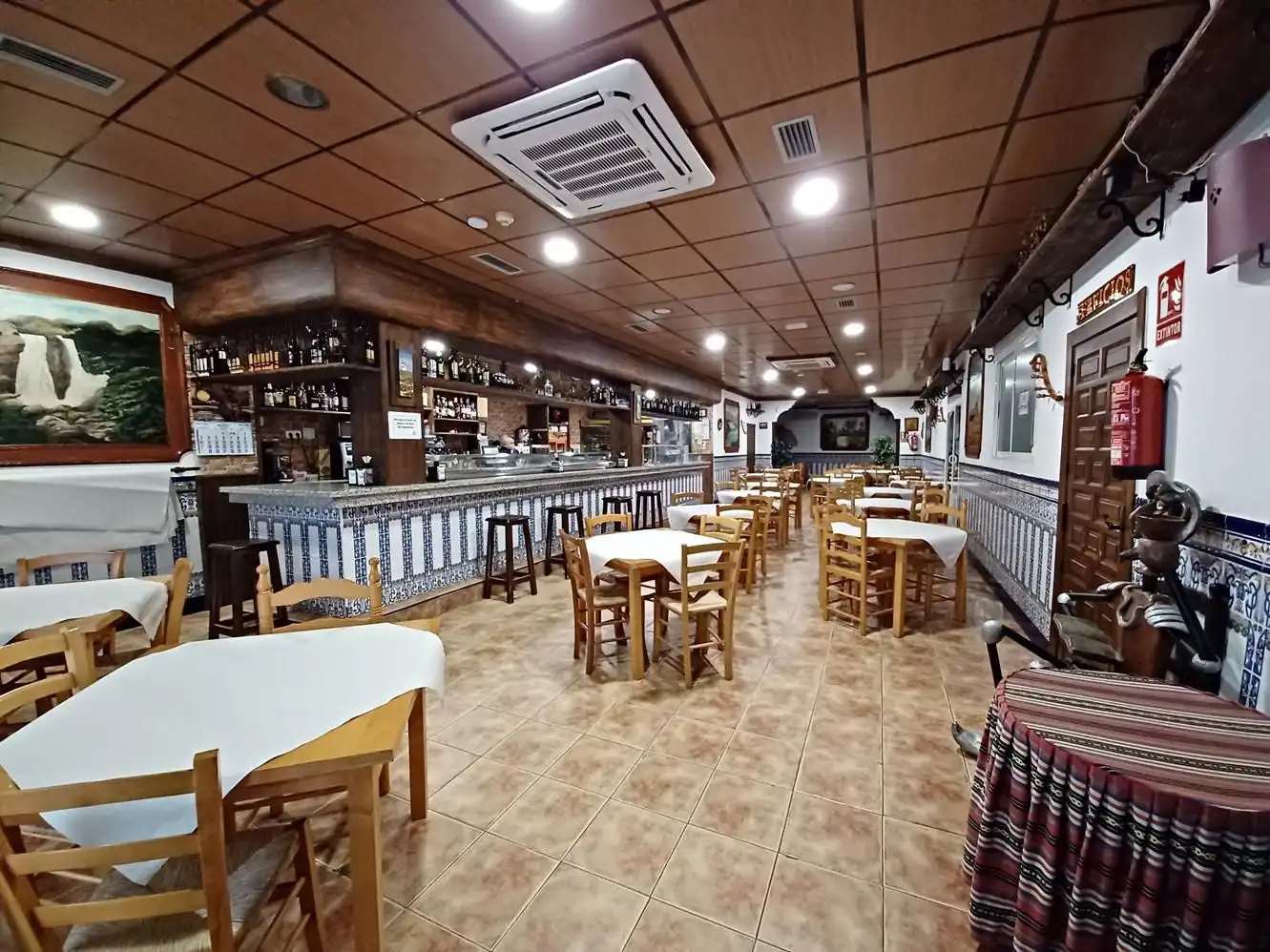 Local en venta en La Roda con Aire acondicionado y Amueblado