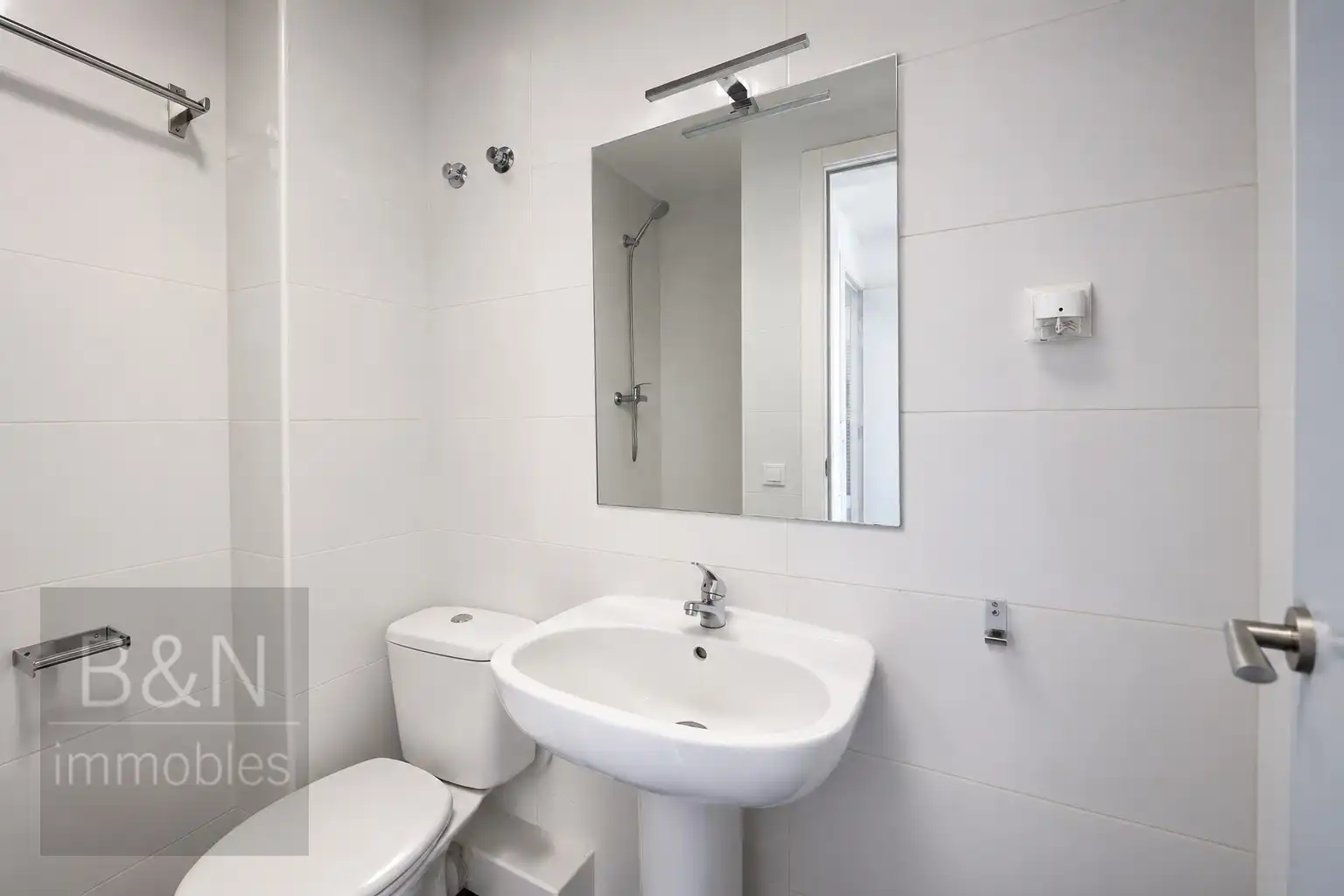 Baño de Piso en venta en Terrassa con Balcón
