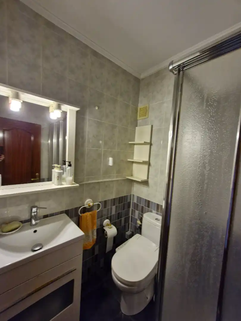 Baño de Piso de alquiler en Derio con Calefacción, Parquet y Terraza