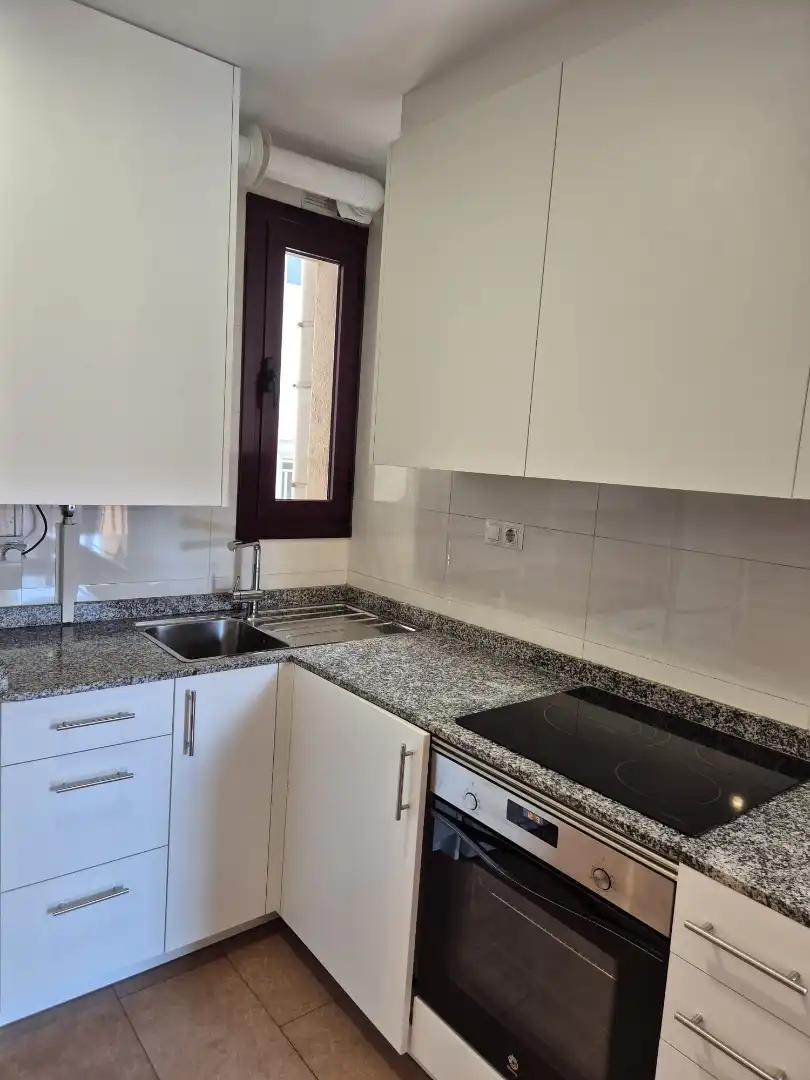 Kitchen of Flat for sale in Barcelona  with Heating, Parquet flooring and Furnished