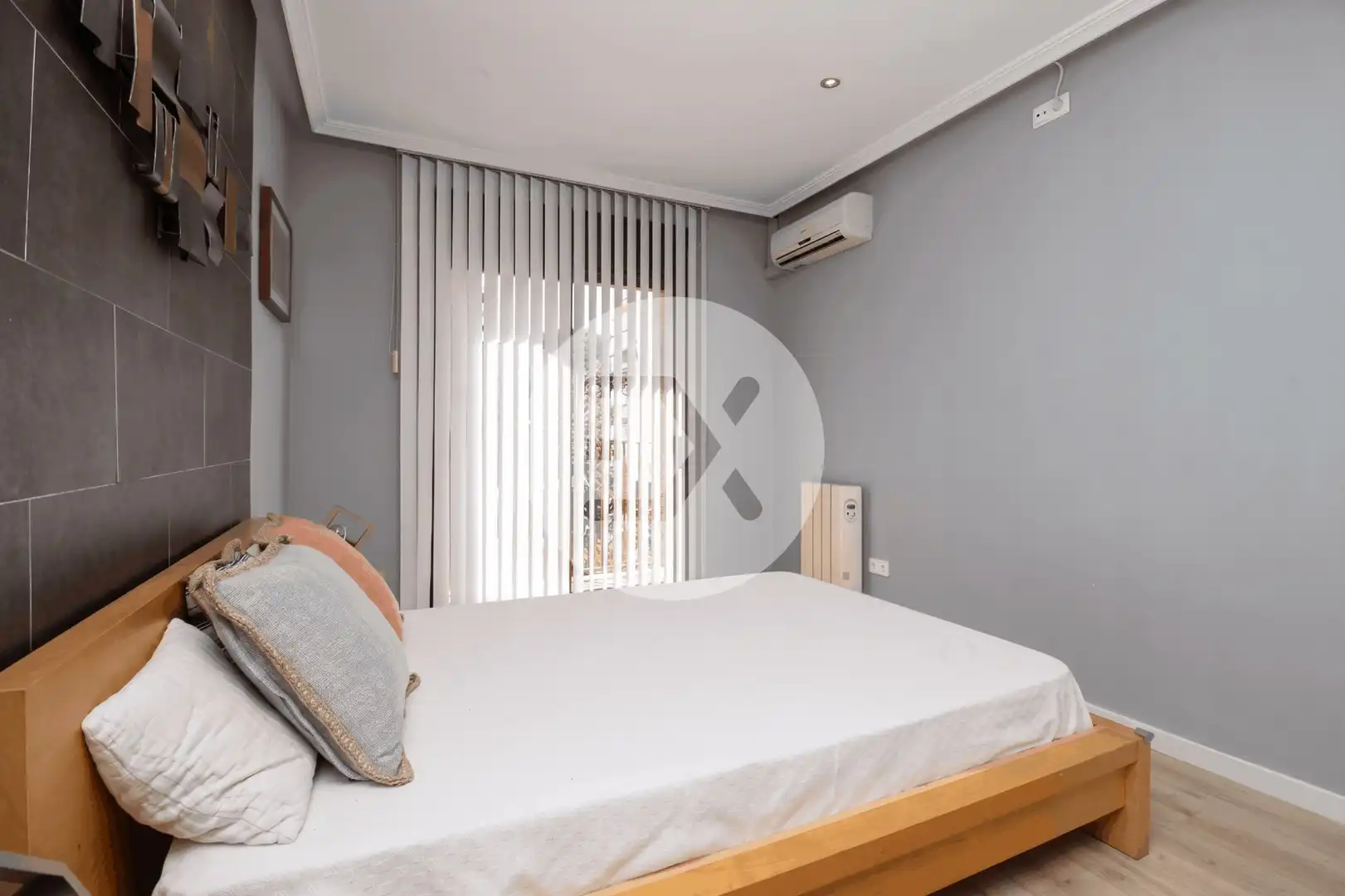 Bedroom of Flat for sale in Castelldefels  with Air Conditioner, Heating and Parquet flooring