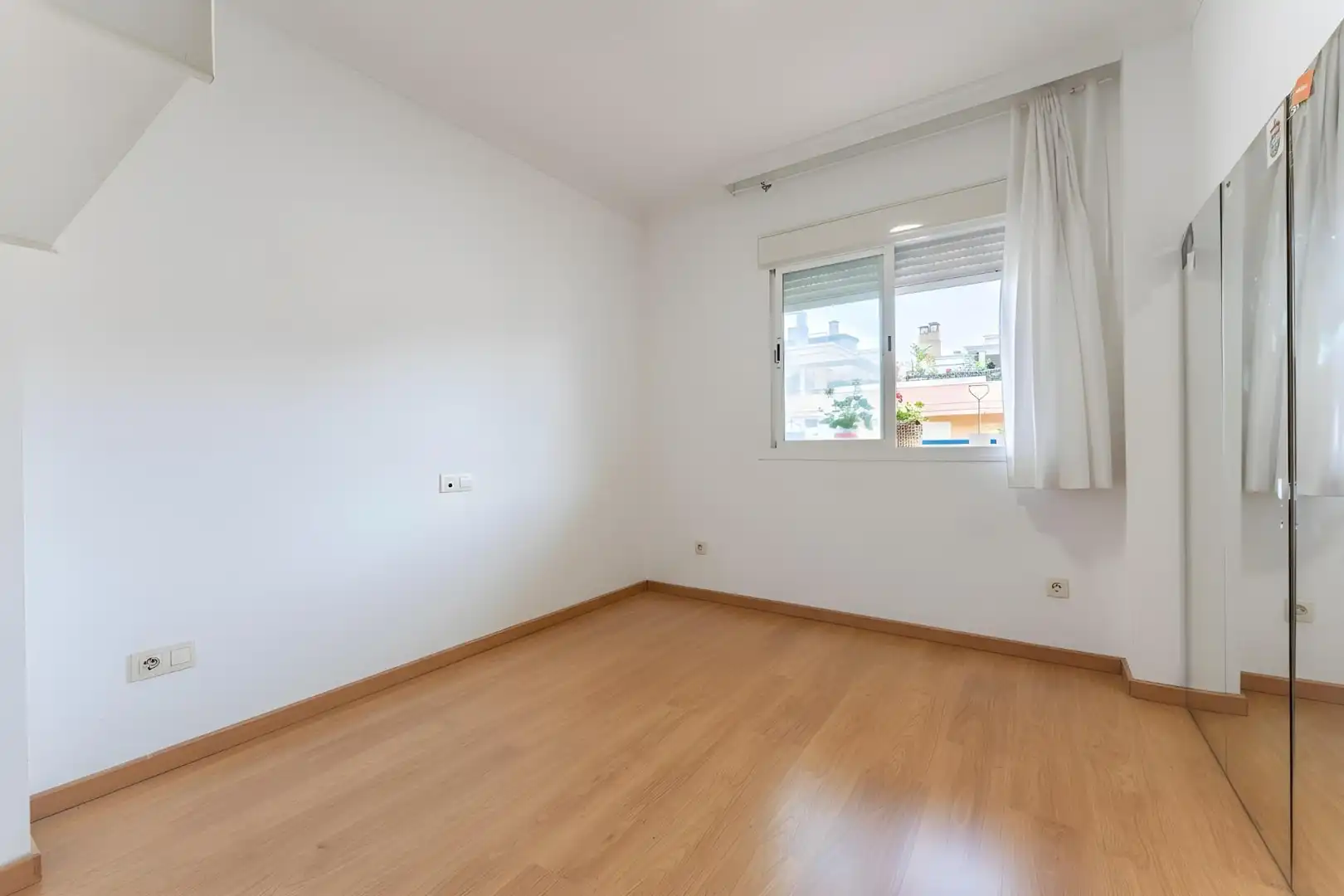 Dormitori de Apartament en venda en Málaga amb Aire condicionat, Traster i Piscina comunitària
